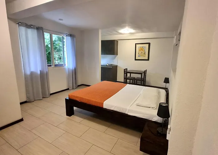 Day & Night Apartment